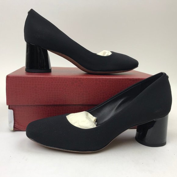 donald pliner camy pump